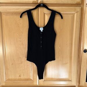 Evereve Hallie Rib Henley Bodysuit